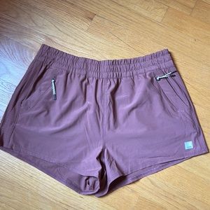 Vuori running short BRAND NEW never worn